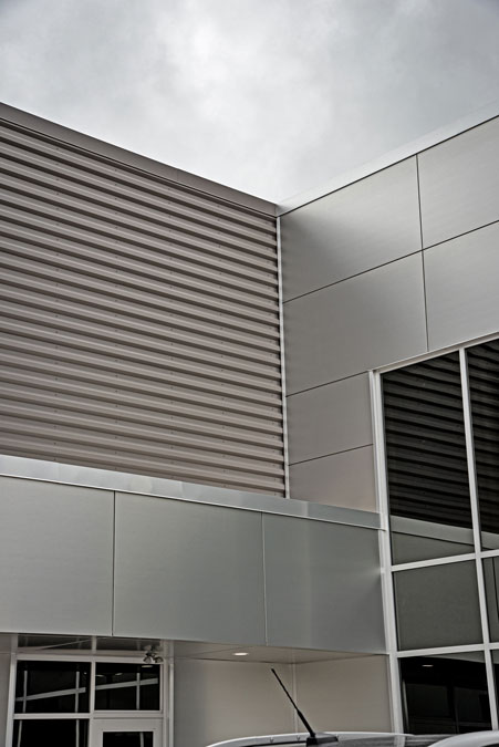 All World Ford detail